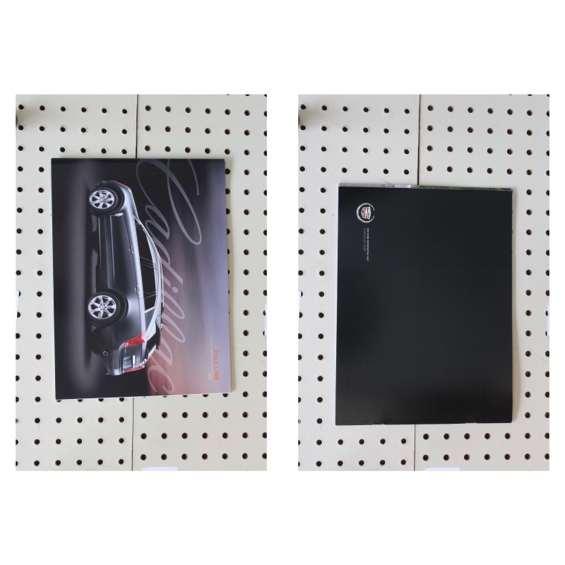 2010 Cadillac Brochure Product Line-Up 19 Pages