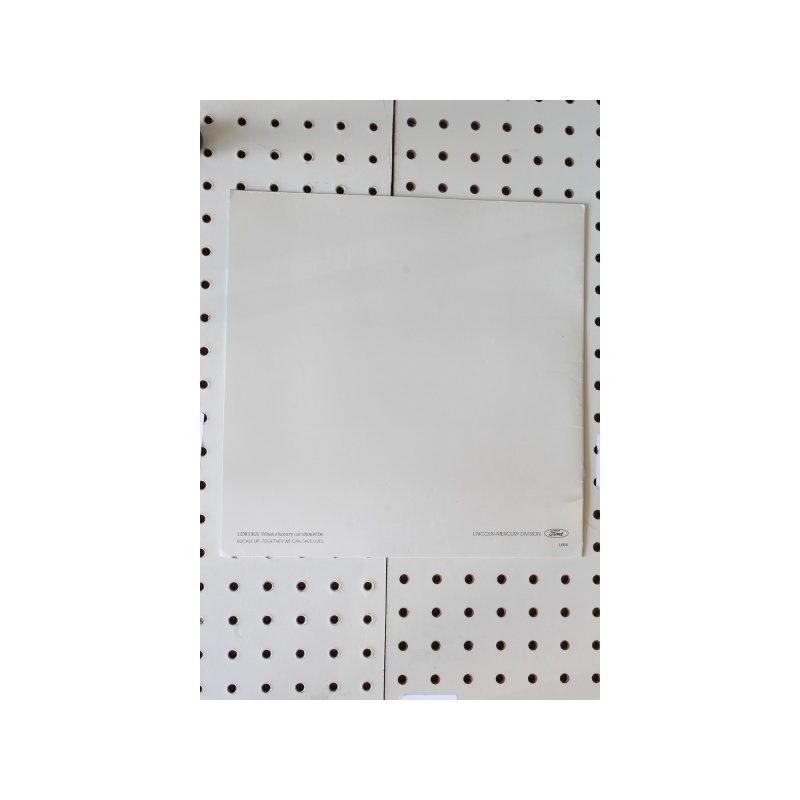 1986 Lincoln  Brochure The Lincoln Commitment 8 Pages