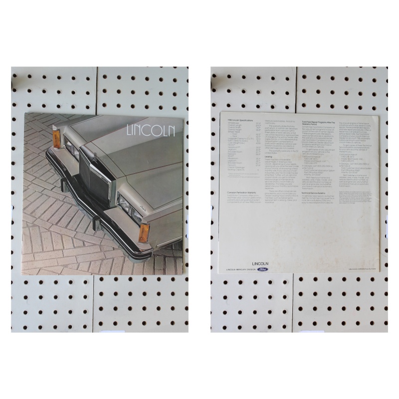 1982 Lincoln  Brochure  13 Pages