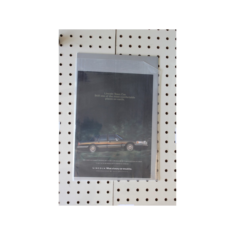 1991 Lincoln Town Car Brochure with Magazine Clipping 27 Pages