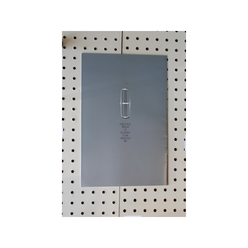 1991 Lincoln Continental Brochure  25 Pages