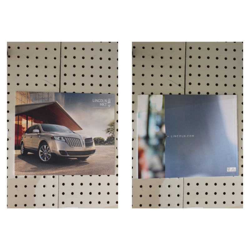 2012 Lincoln MKt Brochure