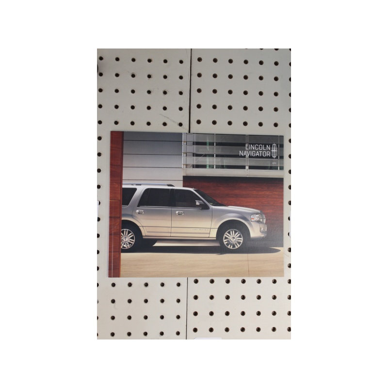 2012 Lincoln Navigator Brochure