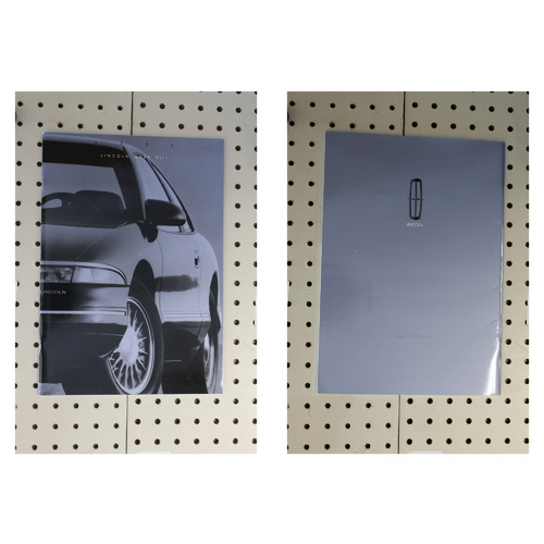 1993 Lincoln Mark VIII Brochure  39 Pages