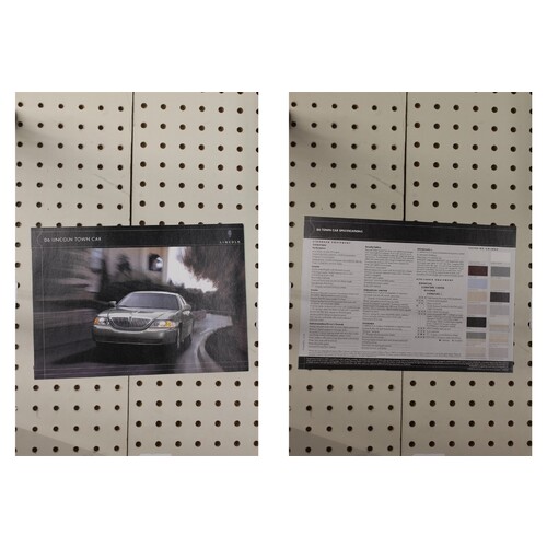2006 Lincoln Town Car Flyer(Trifold)