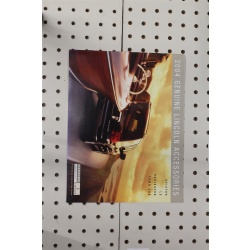 2004 Lincoln  Booklet Accessories  17 Pages