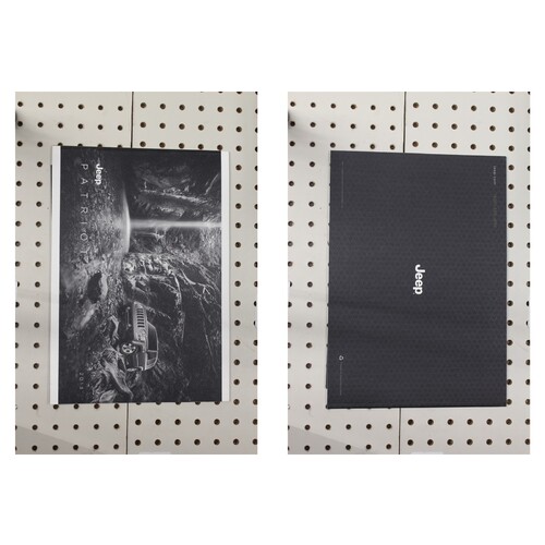 2013 Jeep Patriot Brochure Int. Color Chart