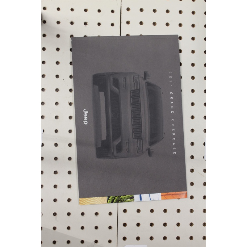 2017 Jeep Grand Cherokee Brochure