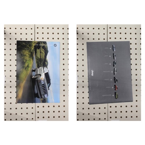 2007 Jeep Grand Cherokee Brochure  37 Pages