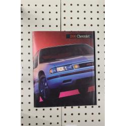 1990 Chevrolet  Brochure  100 Pages 