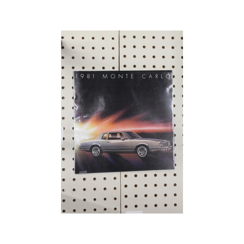 1981 Chevrolet Monte Carlo Brochure  15 Pages