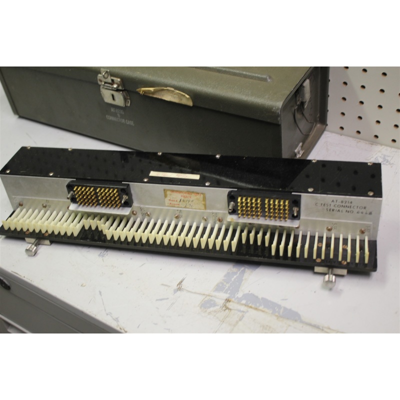 AT-8214 C Test Connector in AT-8230 Connector Case - Bell Atlantic