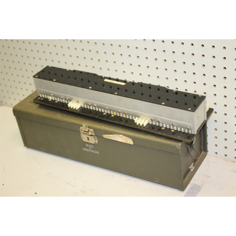 AT-8214 C Test Connector in AT-8230 Connector Case - Bell Atlantic
