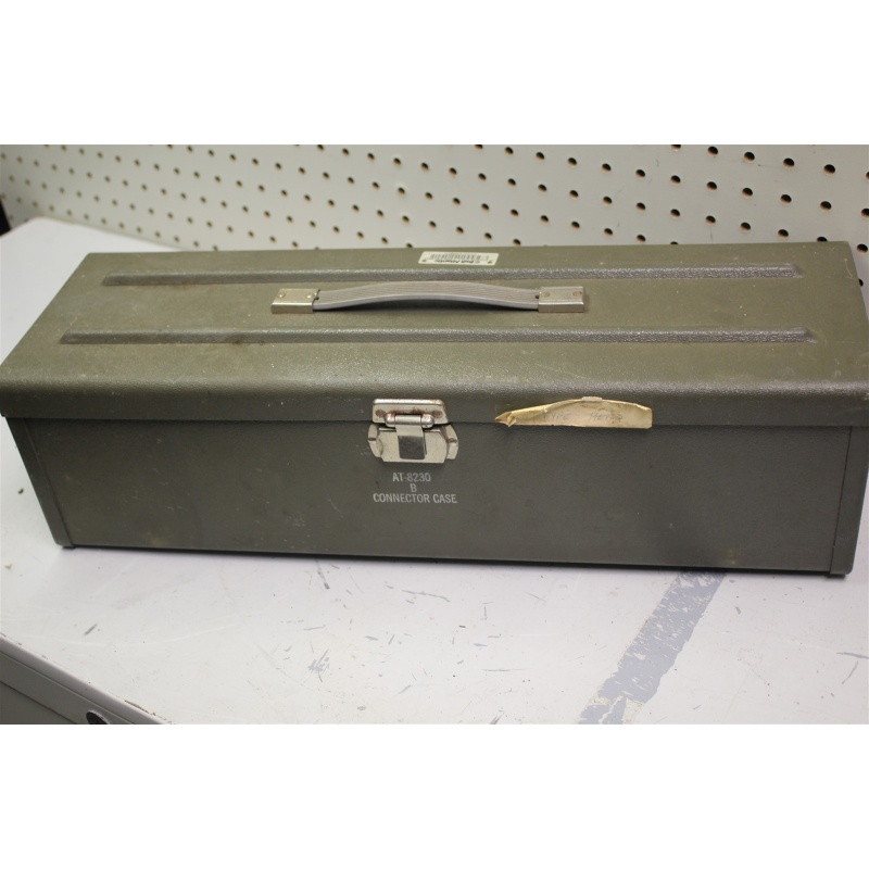AT-8214 C Test Connector in AT-8230 Connector Case - Bell Atlantic