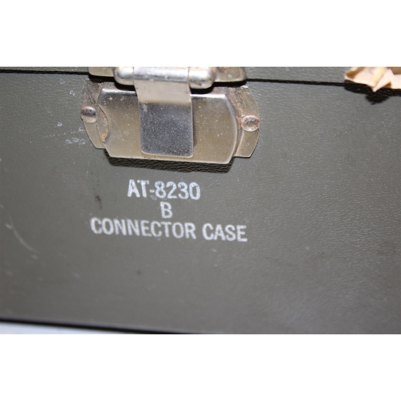 AT-8214 C Test Connector in AT-8230 Connector Case - Bell Atlantic