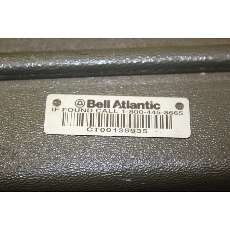 AT-8214 C Test Connector in AT-8230 Connector Case - Bell Atlantic
