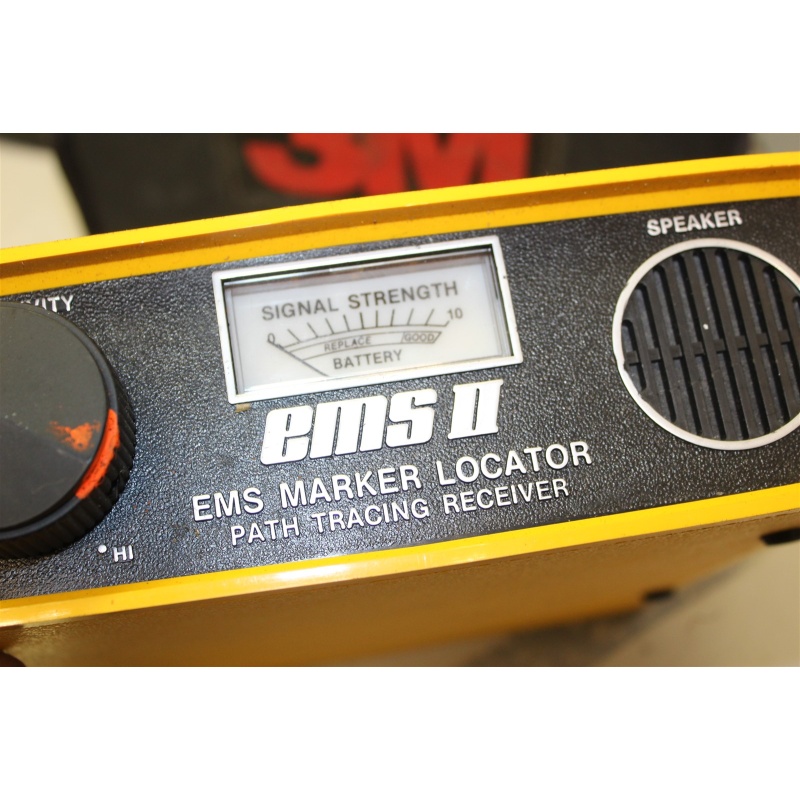 3M APC 1264 Dynatel EMS II Marker Locator Path Tracer Tracing Receiver w/ Case