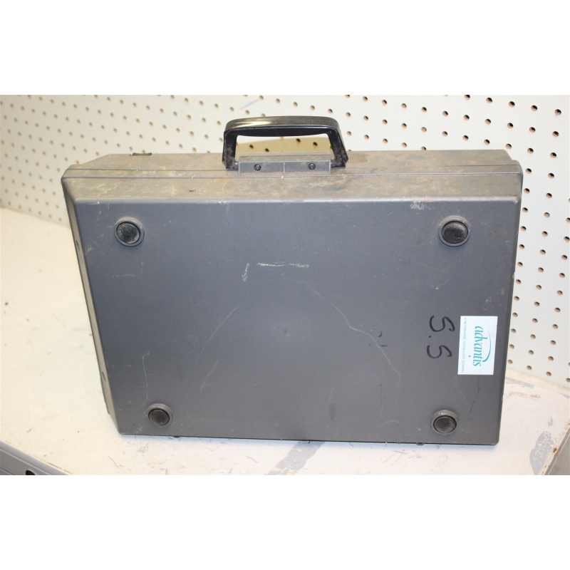 3M 2000 Portable Folding Briefcase Overhead Projector 2000 AG