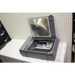 3M 2000 Portable Folding Briefcase Overhead Projector 2000 AG