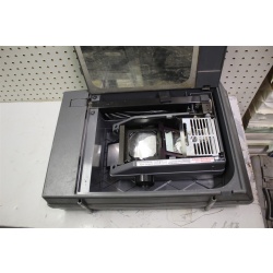 3M 2000 Portable Folding Briefcase Overhead Projector 2000 AG