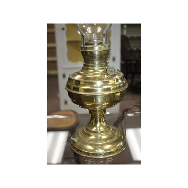 20.5" Tall Lamp - Brass Kerosene Lamp Vintage oil Lighting