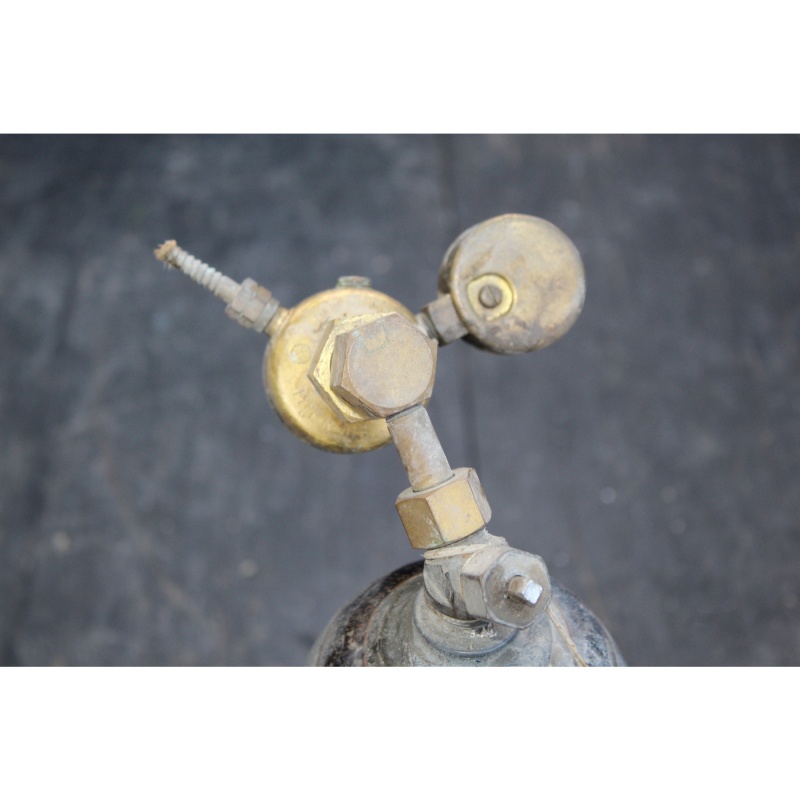 Antique Vintage Prest-O-Lite Torch Acetylene Tank with Type R-411-B Regulator
