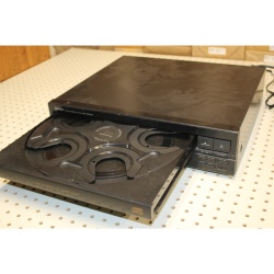 Denon DCM-320 5-Disc Changer CD Player