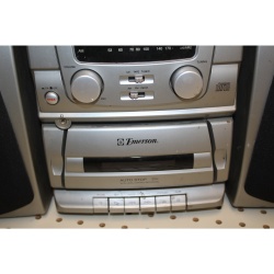 EMERSON PD6721 PORTABLE CD Player AM/FM Stereo Cassette Radio Boombox WORKING