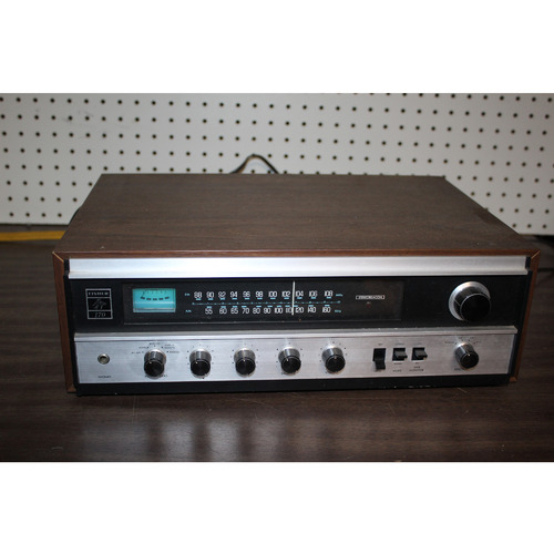 FISHER 170 am/fm Reciever 86 Watt 98 VA max @ 4ohm vintage