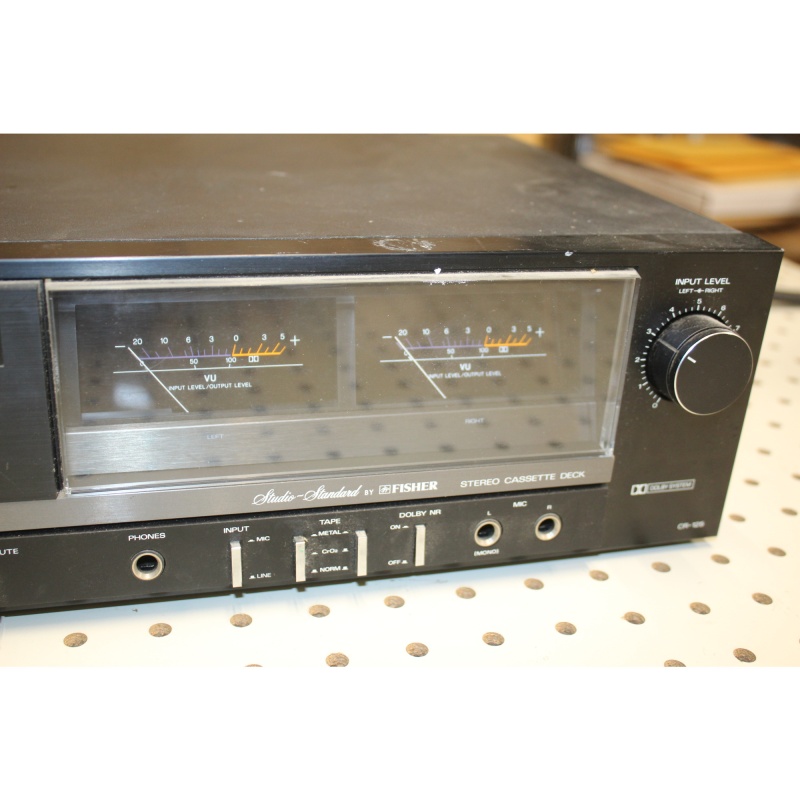 Fisher CR-125 is a stereo cassette deck with Dolby B noise reduction