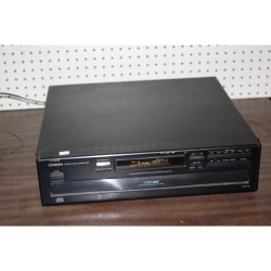 ONKYO DX-C120 6 CD CHANGER / NO REMOTE & MANUAL