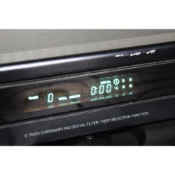 ONKYO DX-C120 6 CD CHANGER / NO REMOTE & MANUAL