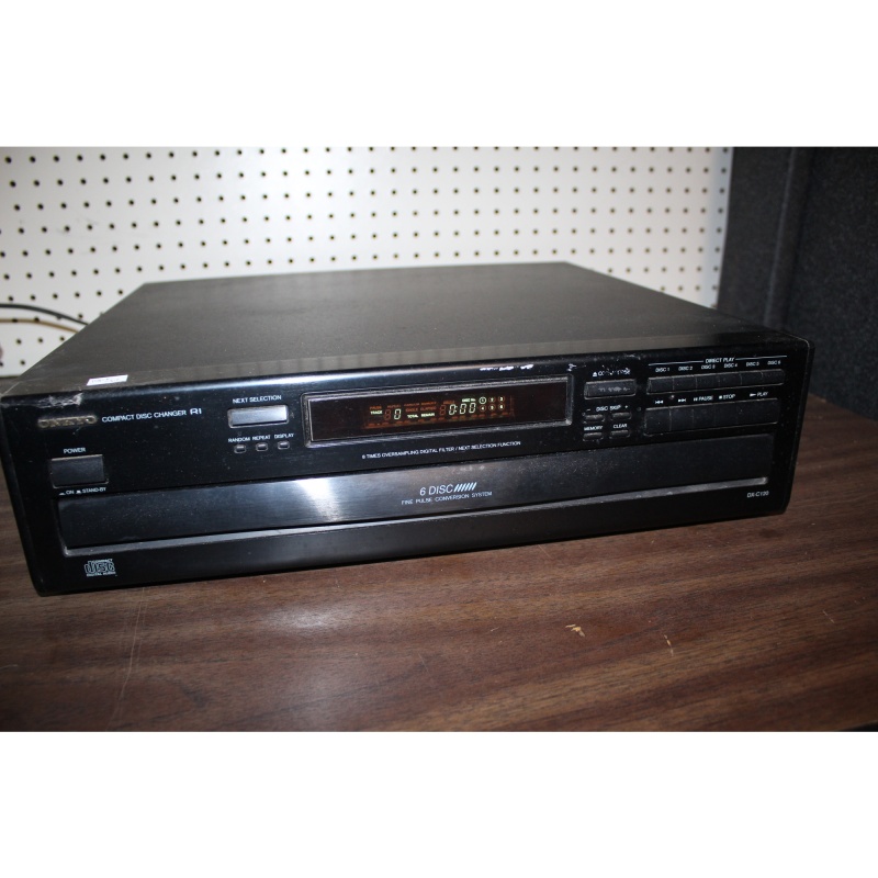 ONKYO DX-C120 6 CD CHANGER / NO REMOTE & MANUAL