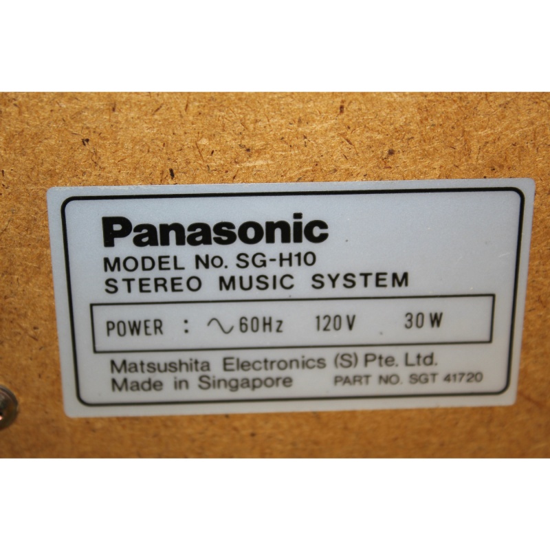 Panasonic SG-H10 Stereo Music System Record Cassette AM/FM Radio Missing Cover