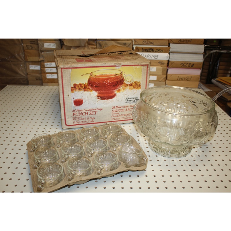 Punch Bowl Set Glassware by Jeanette 26 Piece Fruit Design Clear Glass 8.5 Qt.