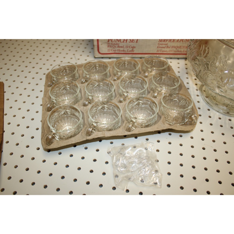 Punch Bowl Set Glassware by Jeanette 26 Piece Fruit Design Clear Glass 8.5 Qt.