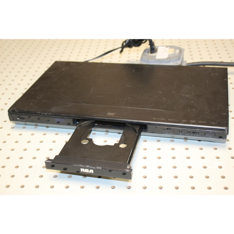 RCA DRC232N Progressive Scan DVD MP3 Player