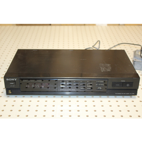 SONY ST-JX380 FM STERO AM FM TUNER QUARTZ LOCK DIGITAL SYNTHESIZER 25 PRESET