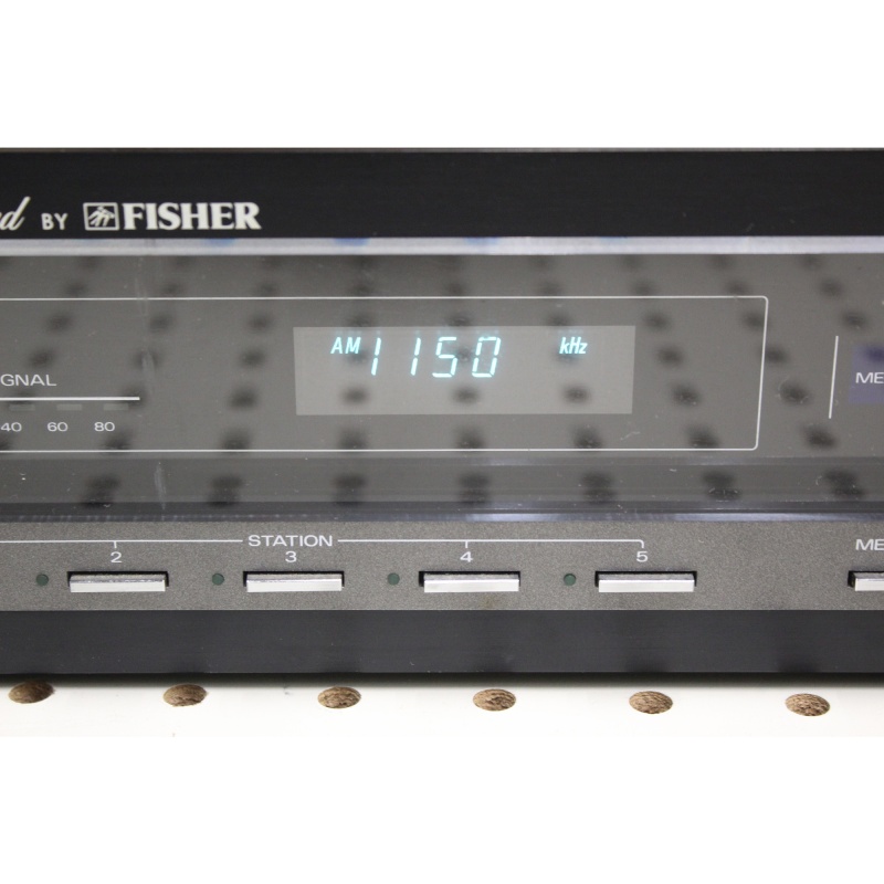 Vintage Fisher Tuner FM-660 Studio Standard AM FM Stereo Synthesizer Tuner