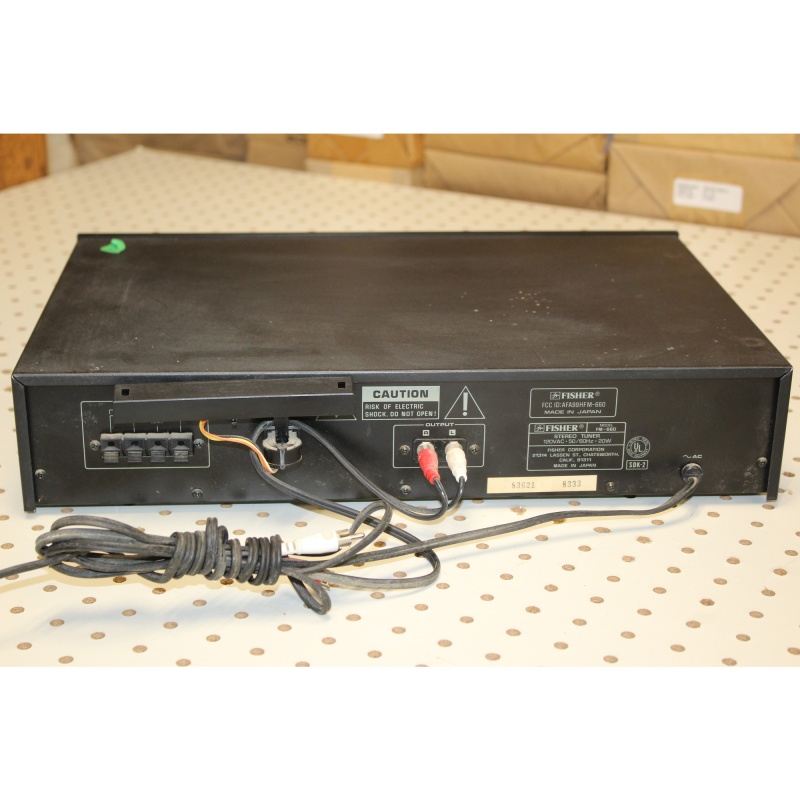 Vintage Fisher Tuner FM-660 Studio Standard AM FM Stereo Synthesizer Tuner