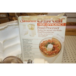Vintage Sunbeam Oskar Electric Food Processor MODEL 14081 In Box