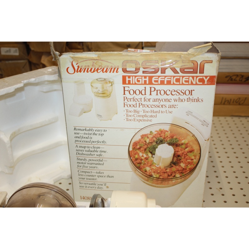 Vintage Sunbeam Oskar Electric Food Processor MODEL 14081 In Box