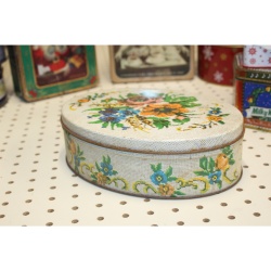 Item: 102167 - Collectible Holiday Tin Container