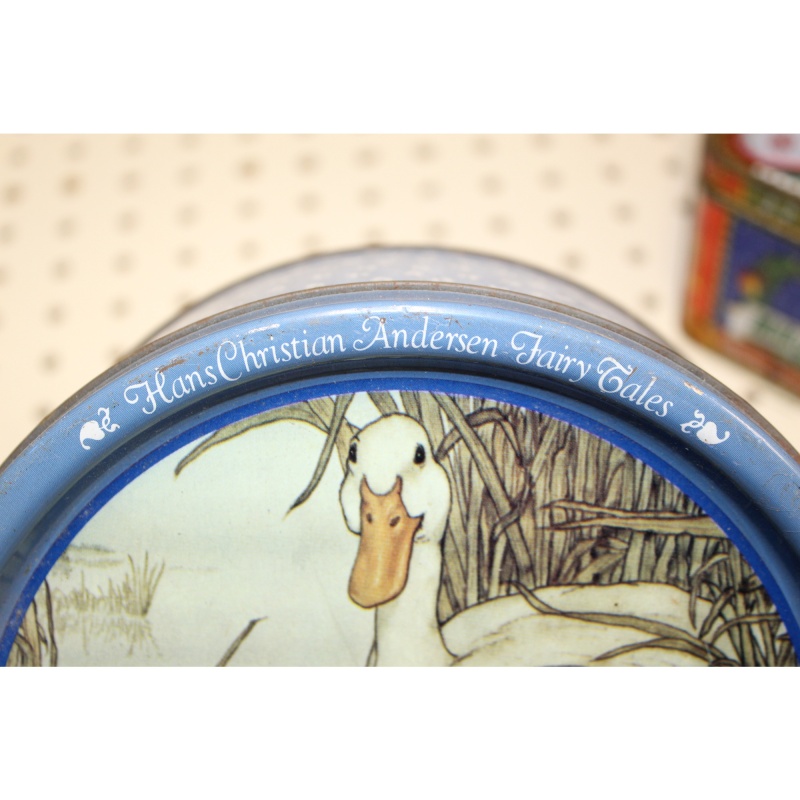 Item: 102168 - Collectible Holiday Tin Container