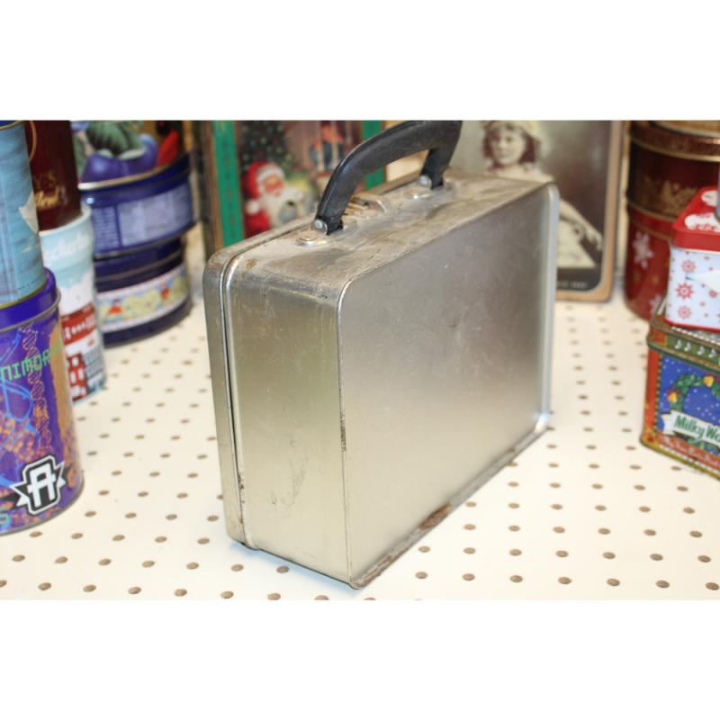Item: 102170 - Collectible Holiday Tin Container