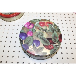 Item: 102184 - Collectible Holiday Tin Container