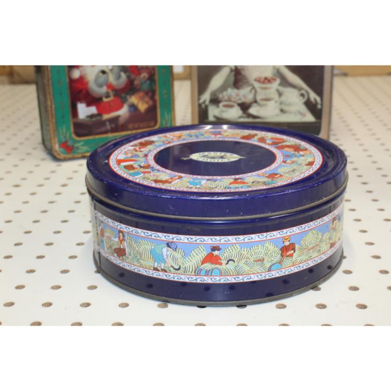 Item: 102186 - Collectible Holiday Tin Container