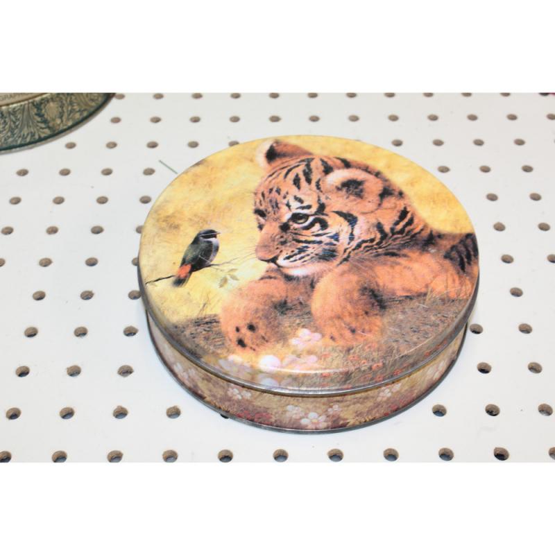 Item: 102187 - Collectible Holiday Tin Container