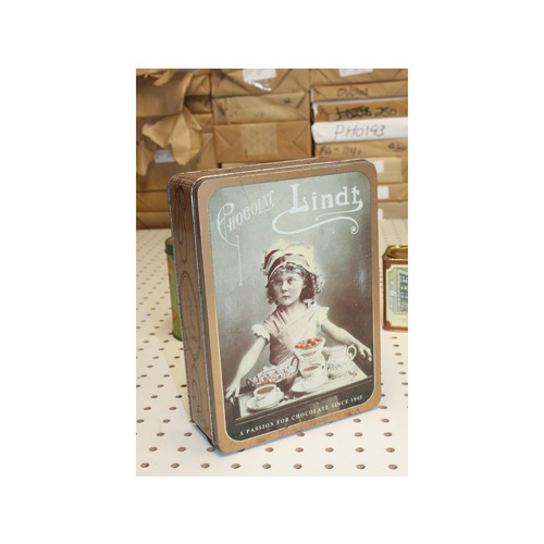 Item: 102215 - Collectible Holiday Tin Container