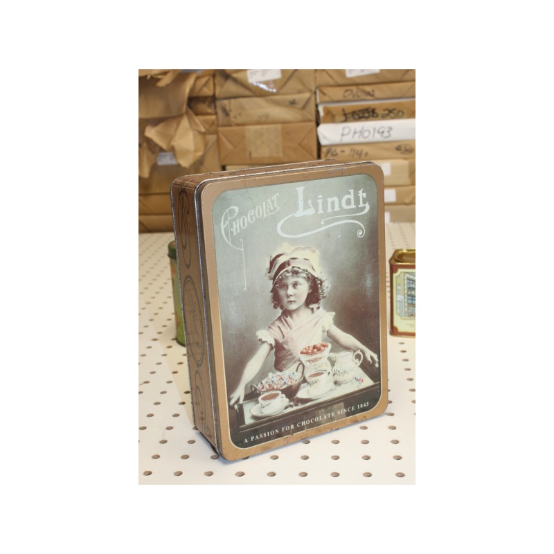 Item: 102215 - Collectible Holiday Tin Container